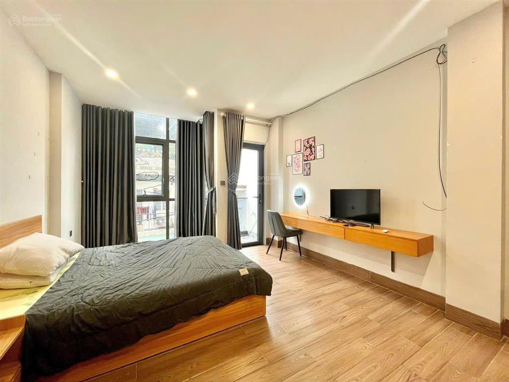 / trống sẵn 1 căn hộ dịch vụ mini, đầy đủ nội thất, ngay hậu giang và bình phú