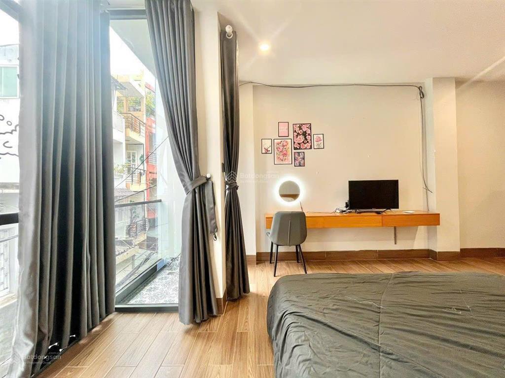 / trống sẵn 1 căn hộ dịch vụ mini, đầy đủ nội thất, ngay hậu giang và bình phú