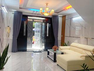 TRUNG TÂM MINH KHAI - LÔ GÓC - Ô TÔ GIÁP NHÀ - NỘI THẤT GIÁ TRỊ TỶ