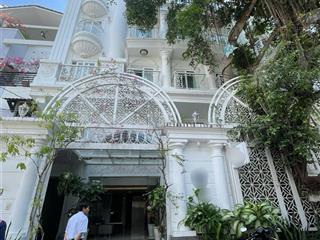 Hẻm 29/ hoàng diệu , phường 10 , quận phú nhuận