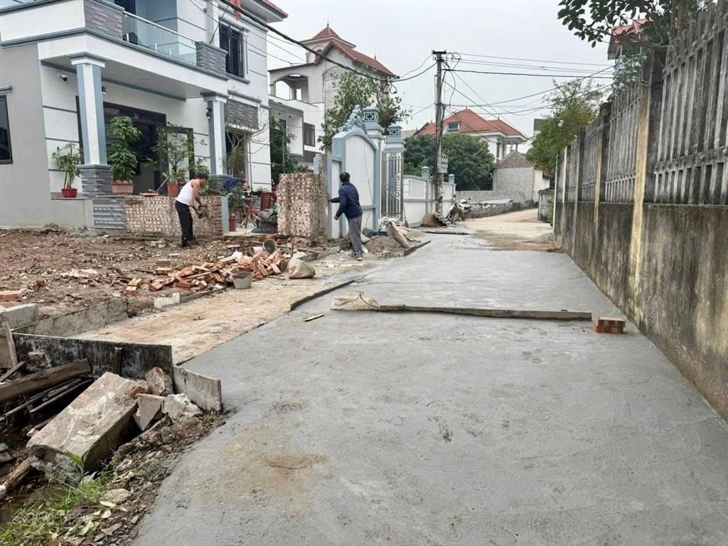 Bán nhanh 95,6m2 vĩnh lộc, tân tiến, văn giang, hưng yên mặt tiền 5,6m hậu 5.6m