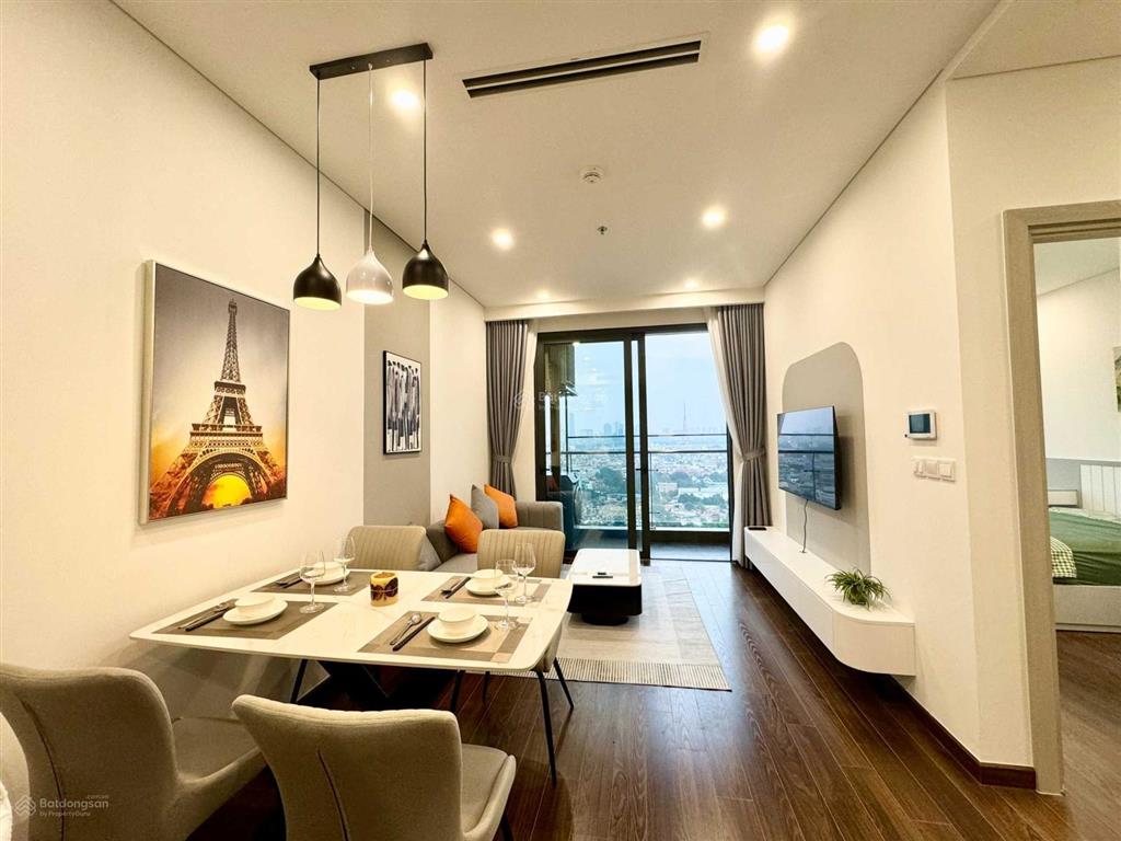 Chính chủ cho thuê căn hộ 1pn + 1vs 47m2 full đồ giá chỉ 10tr/tháng free dịch vụ và gửi xe