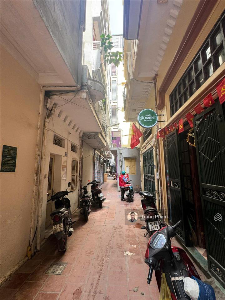 Chính chủ bán gấp nhà lý nam đế, cửa đông. dt 55m2 hướng đông nam thoáng mát. giá 19 tỷ