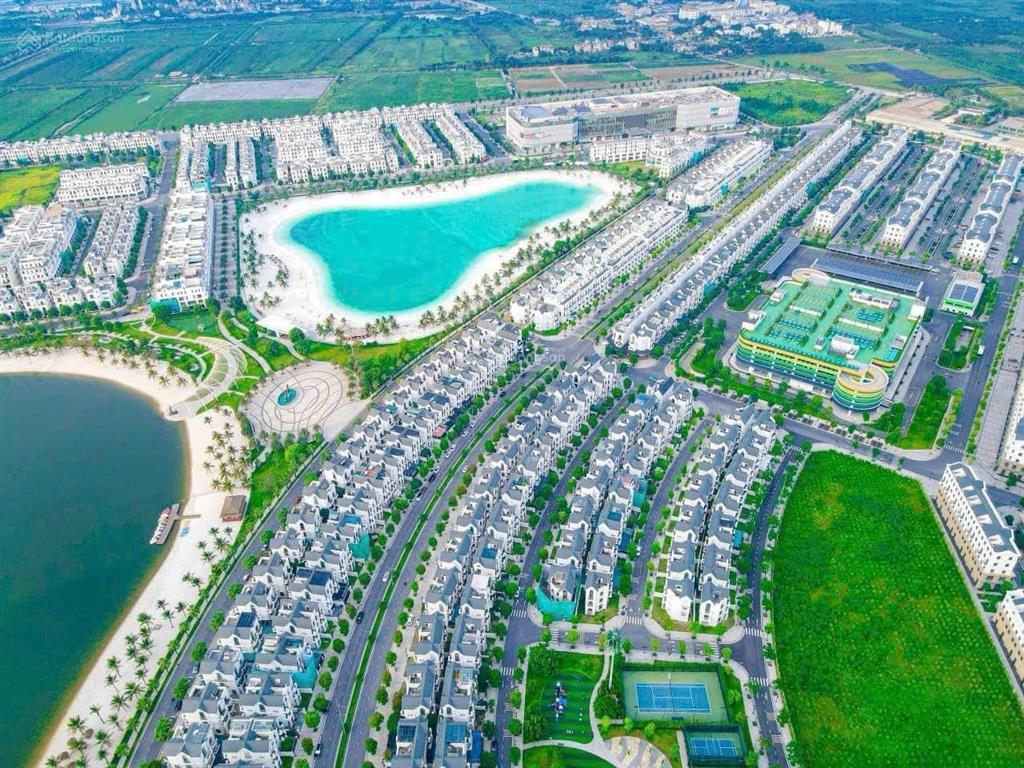 Gia đình cần bán căn shophouse vừa ở vừa kinh doanh khu hải âu vinhomes gia lâm, giá 18.8 tỷ