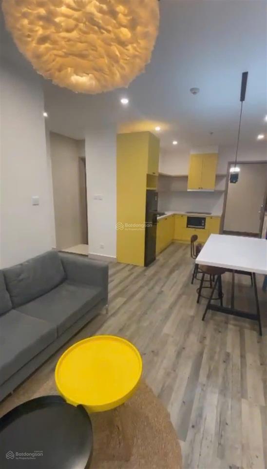 Cho thuê 2n1vs full đồ tòa s2, gần bến xe bus, gần tòa nhà văn phòng technopark, tầng trung