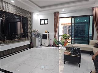 Bán nhà 5 tầng lô góc văn phú  hà đông 6 tỷ hơn