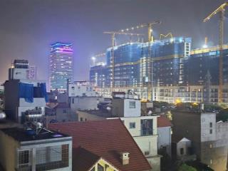 Bán nhà an dương vương quận bắc từ liêm ô tô vào nhà kđt ciputra  dt 65m, mt 4,8m, giá 15,5 tỷ