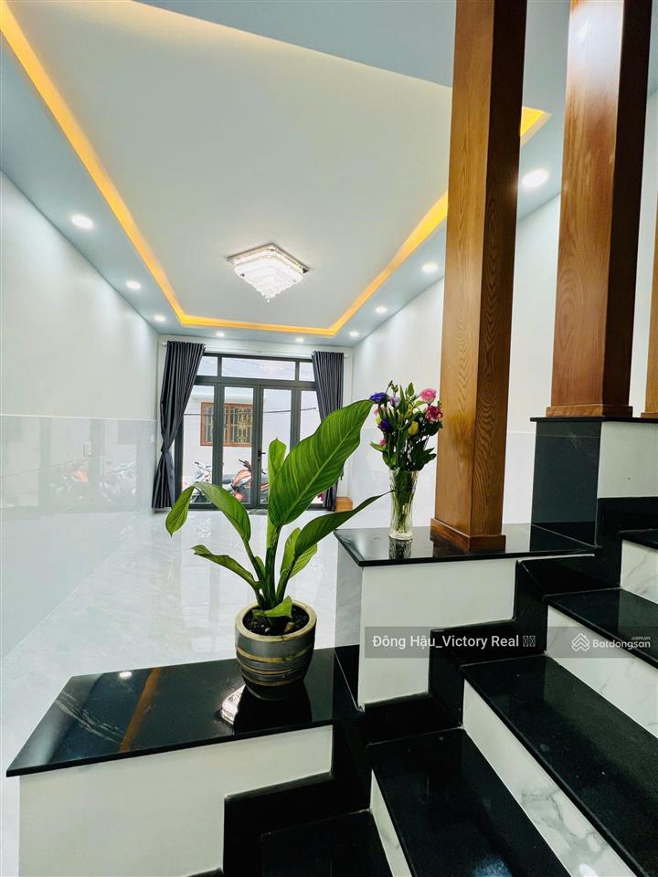 Bán nhà mới 100%  bùi thế mỹ  dt 50m2  1 trệt 2 lầu st  giá 7.68 tỷ tl