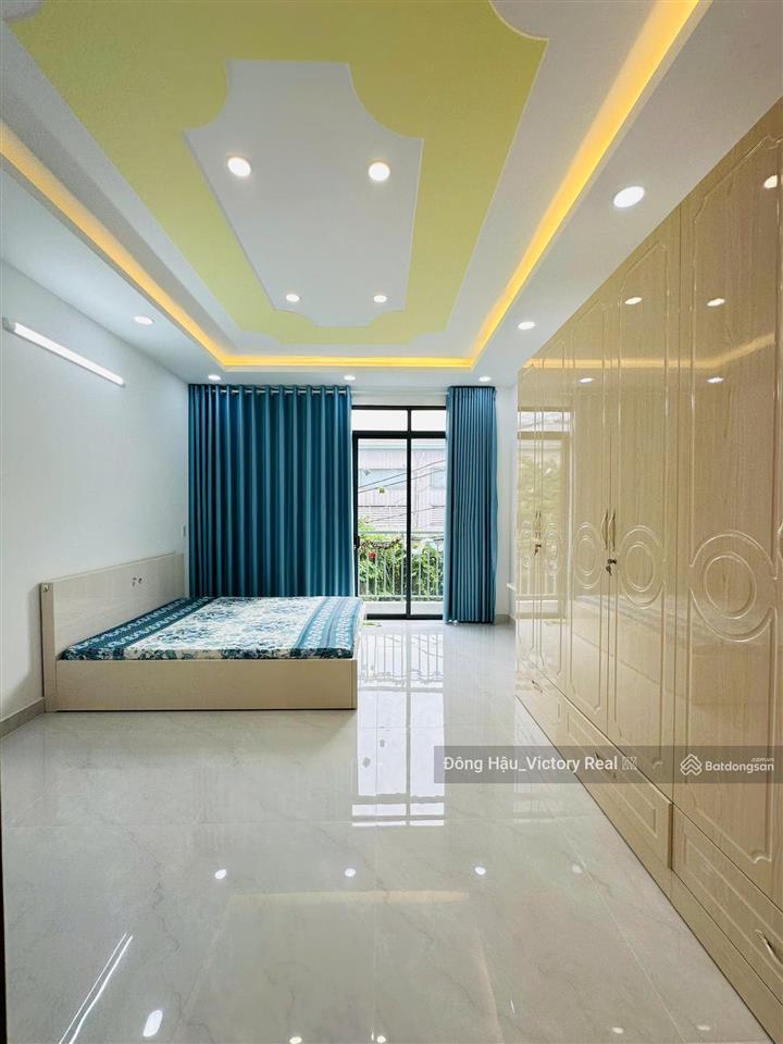 Bán nhà hxh 8m âu cơ  dt 38m2  kc 1 trệt 2 lầu sân thượng  giá 8.6 tỷ tl