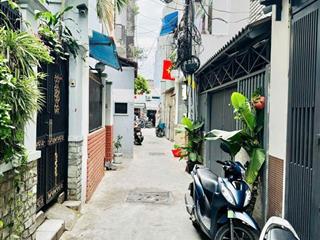 Nhà 1 lầu 19.7m2 hẻm thông đường huỳnh văn bánh, gần chợ phú nhuận