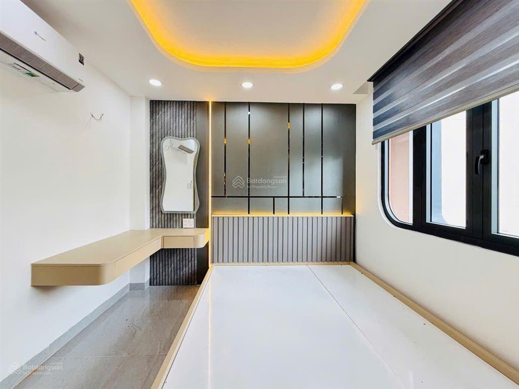 Nhà 5 tầng 78.2m2 sát mặt tiền phan huy ích, gần emart 2, giá chỉ 7.2 tỷ
