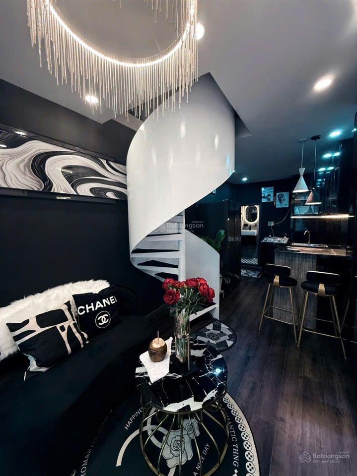 Nhà 1 lầu 17m2 chỉ 40m ra mặt tiền xô viết nghệ tĩnh, ngay vòng xoay hàng xanh