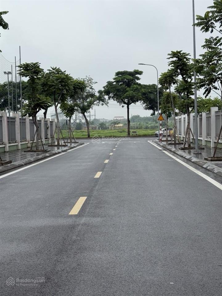 Bán đất giang biên, 75m2 phân lô vỉa hè ô tô tránh, hai thoáng, giá 12,7 tỷ thương lượng