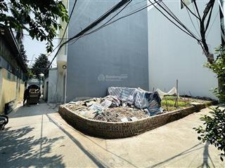 6,15 tỷ  40m2 đất vuông vắn  lô góc  ô tô vào đất  ngõ thông