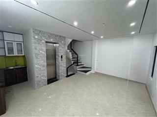 6,48 tỷ cực hiếm  nhà 30.2m2  6 tầng thang máy  lô góc cực thoáng  ô tô đỗ cửa