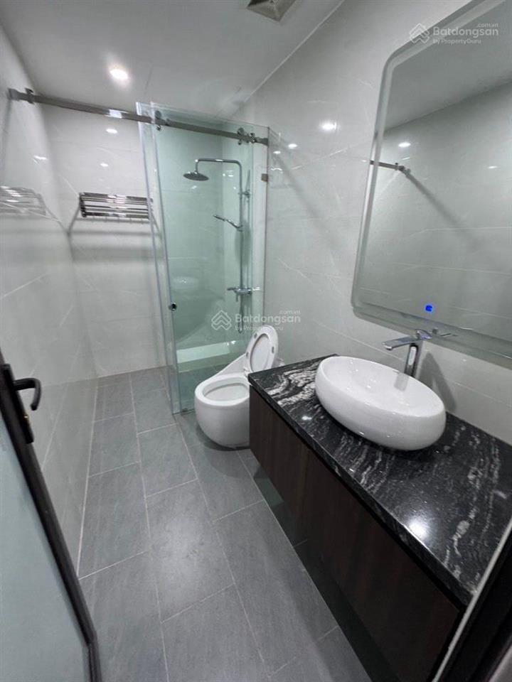 10,85 tỷ  nhà bồ đề 40m2  6 tầng thang máy  gần cầu chương dương  đầy đủ nội thất ở luôn