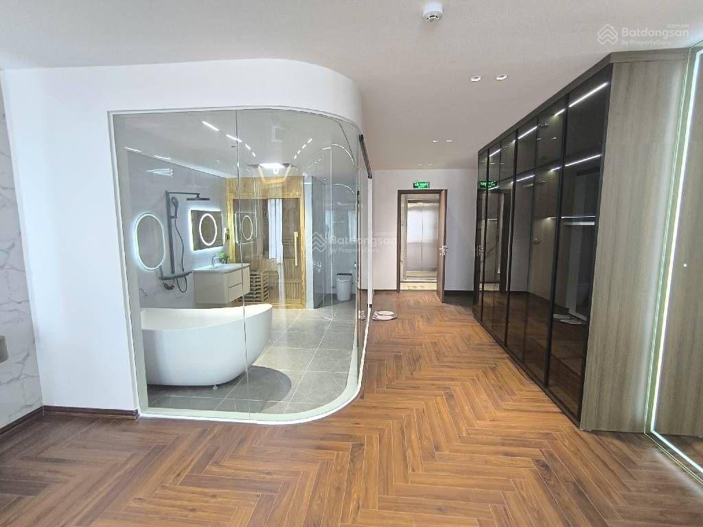 Siêu phẩm 918 phúc đồng  7 tầng thang máy  gara 3 ô tô, khu vip, full nội thất đẳng cấp, 86m2