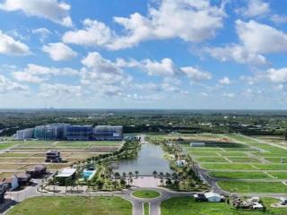 Nền đẹp sổ sẵn gần công viên hồ trung tâm