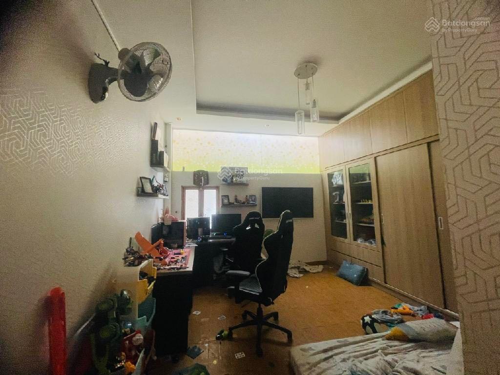 Nhỉnh 100tr/1m2  68m2  vũ tùng  kế bên quận 1  4 tầng btct  chủ ở gần 50 năm  chưa qua đầu tư