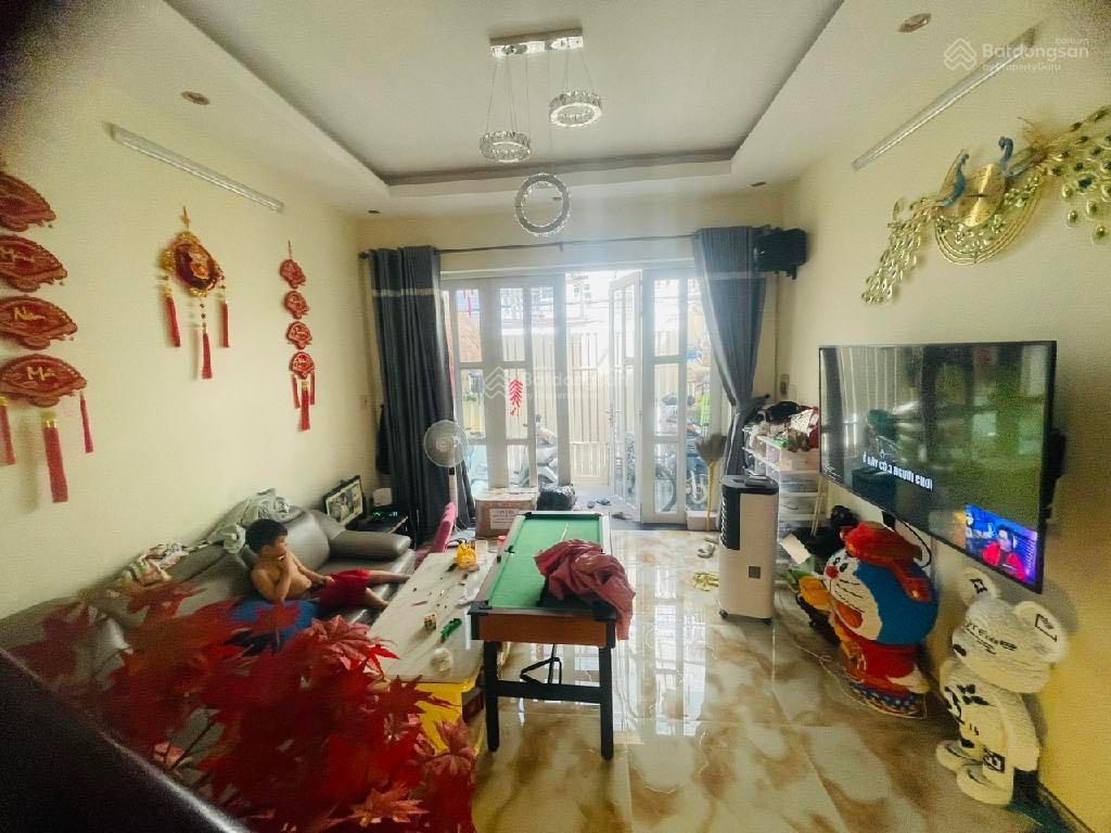 Nhỉnh 100tr/1m2  68m2  vũ tùng  kế bên quận 1  4 tầng btct  chủ ở gần 50 năm  chưa qua đầu tư