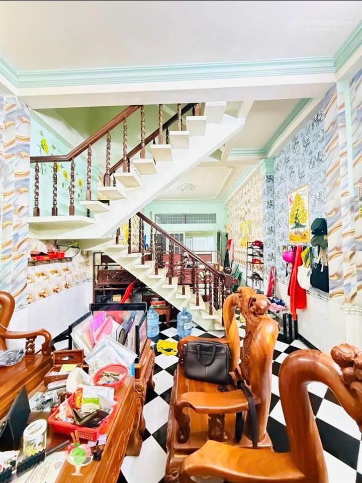 Gấp bán giá tốt gần quận 1 sát mặt tiền điện biên phủ, bình thạnh  75m2  chỉ 7.99 tỷ tl mạnh