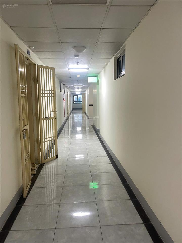 Bán căn hộ chung cư hh1 linh đàm, 2 ngủ giá chỉ 2.95 tỷ, view đẹp thoáng mát.