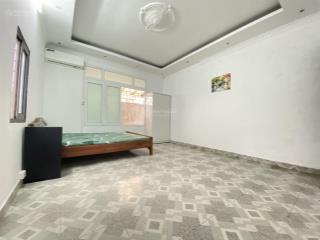 Cho thuê phòng trọ mặt đường 639phúc diễn khép kín điều hòa nóng lạnh máy giặt đầy đủ giá 2.9 triệu