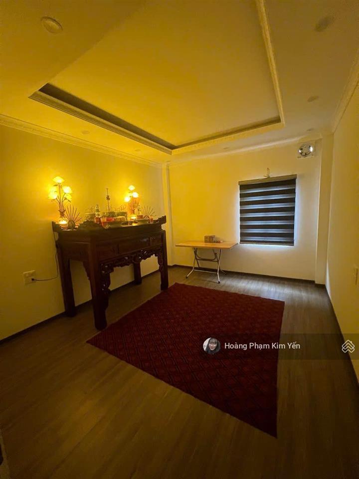 Đẹp quá! phân lô ô tô tránh hoàng cầu, vỉa hè kinh doanh, sát quận ủy, hồ hoàng cầu, dt 1,5 tỷ/năm