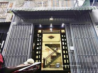 Bán nhà 2 tầng đúc nguyễn thị kiểu q12 sát bên gò vấp giá rẻ 3,8 tỷ
diện tích 60m2 (4x15)