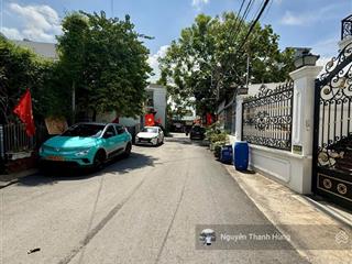 Mặt tiền 3 tầng đúc thới an 20 quận 12 giá rẻ 8,7 tỷ
diện tích 147m2 (5x30)