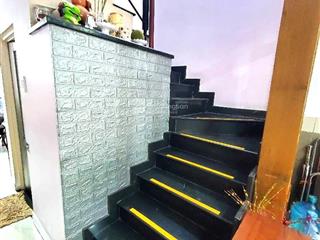 Mặt tiền quận 6  khu phân lô  dt38m2  5 tầng  5 pn