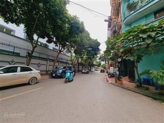 Phân lô ô tô tránh, chạy vòng quanh  kinh doanh văn phòng  vỉa hè đá bóng  nhà xây chắc chắn btc