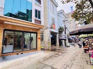 Bán nhà lô góc nguyễn đổng chi nhà mới ô tô tránh kinh doanh đỉnh có ô chờ thang máy