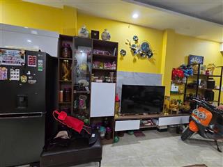 Bán nhà mới sẵn nội thất tiện nghi phố cầu giấy, quận cầu giấy , hà nôi.