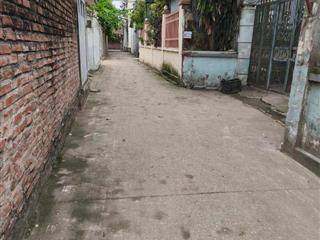 Bố mẹ tôi có mảnh đất 120m từ ông bà để lại ở Ỷ Lan, Đặng Xá. 