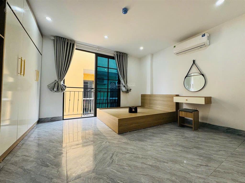 Bán toà chdv đường lánggần ngã tư sở123m2x 8tầngmặt tiền 8.8m35.3 tỷđủ pcccdòng tiền 2 tỷ/năm