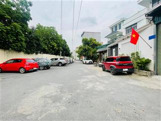 46m2 nhà đẹp kiên cố, ô tô đỗ cổng, giá chỉ 6,x tỷ, phương canh  vị trí cực đẹp ngõ nông rộng th