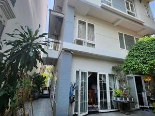 Siêu hiếm! bán biệt thự góc 2 mặt tiền nam kỳ khởi nghĩa. dt 18 x 22( 4 tầng  thang máy) chỉ 82 tỷ