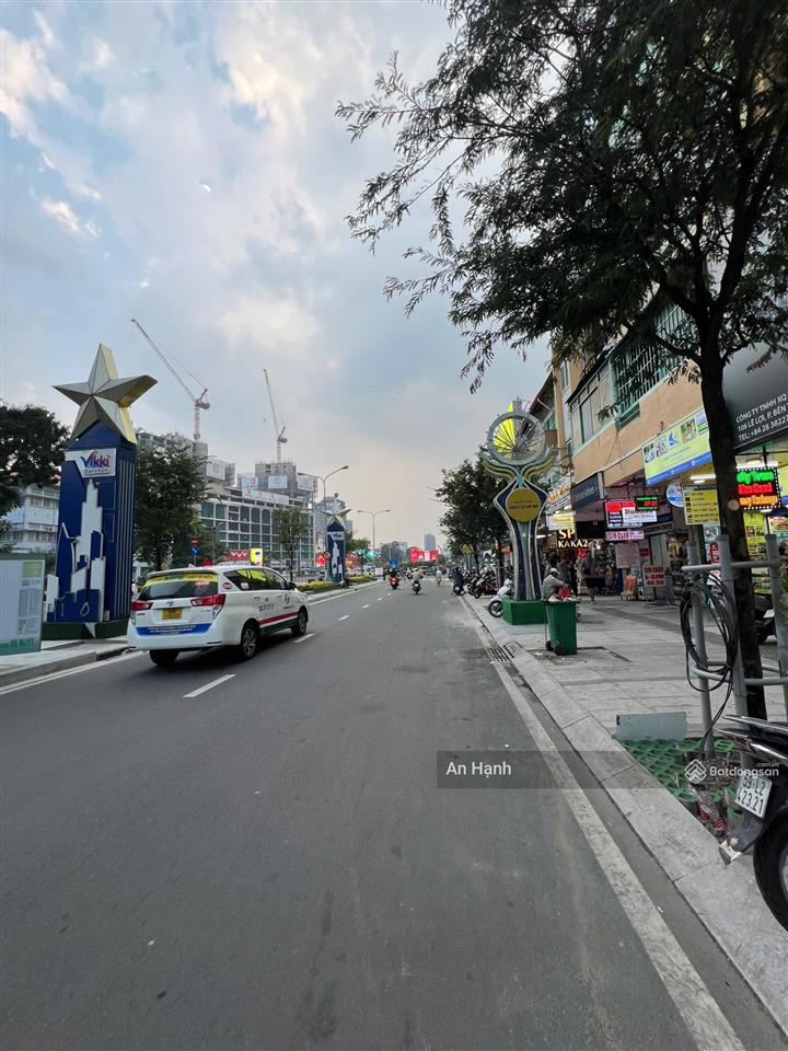 Sản phẩm chưa lên thị trường! bán nhà mặt tiền pasteur. dt 10 x 13  hđ thuê 290 triệu giá 99 tỷ