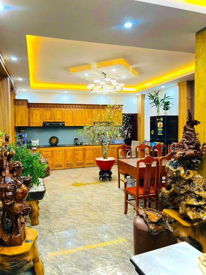 Bán mặt tiền ngang gần 6m kinh doanh cực sung đường a4  k300, tân bình. 4 tầng mới. giá 23.5 tỷ tl