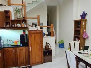 Bán nhà cách biển 3p, ngay trung tâm nha trang, dt 66.2m2, 2 tầng, 3n3wc, giá 9.5 tỷ tl