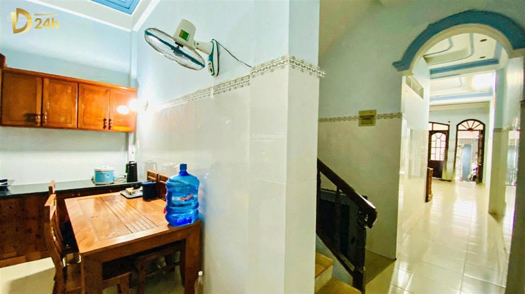 Nhà 03 tầng mặt tiền đường nguyễn phong sắc giao nhau trường chinh kinh doanh sầm uất