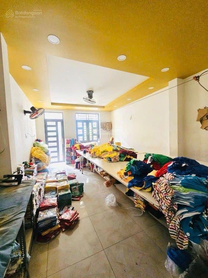 Xe hơi đỗ cửa  phú thọ hòa, tân phú  5tầng còn mới đẹp  67m2  hxh  ngay trung tâm kd siêu vip