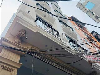 Bán tòa ccmn tt cầu giấy  dt 62m2x6t thang máy  cách phố 30m  ô tô đỗ cửa  15 phòng giá 16.8tỷ