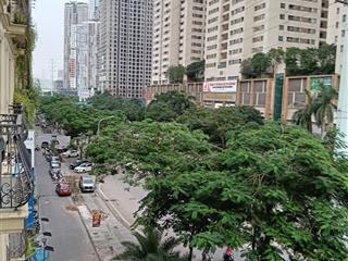20 tỷ phân lô vỉa hè liền kề văn phú, 90m2 nhà 5 tầng hoàn thiện ở sướng, cho thuê 30tr