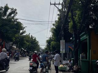 Chính chủ gửi bán căn nhà cấp 4. mặt tiền lê văn thịnh gần chợ cây xoài