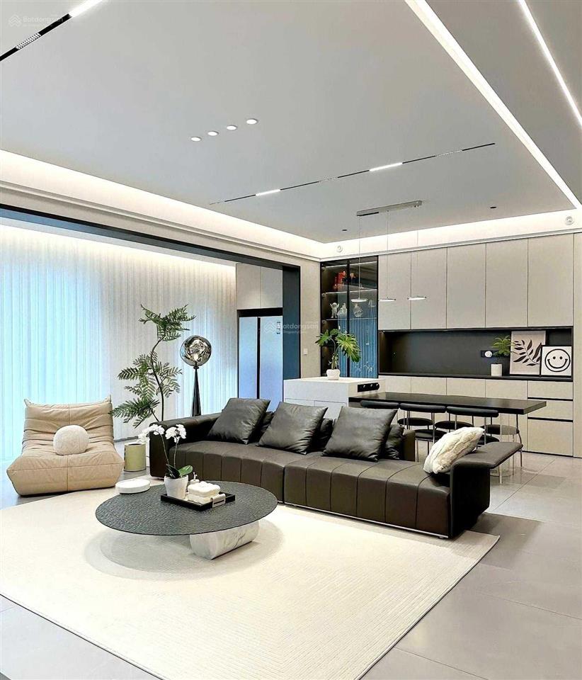 Bán nhanh sunrise city view 3pn 105m2 view thoáng hồ bơi chân mây full nt đẹp