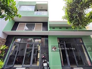 Bán nhà gần cmt8, 220m2 (12 x 18.5), hẻm 6m, nhà đẹp, giáp quận 10