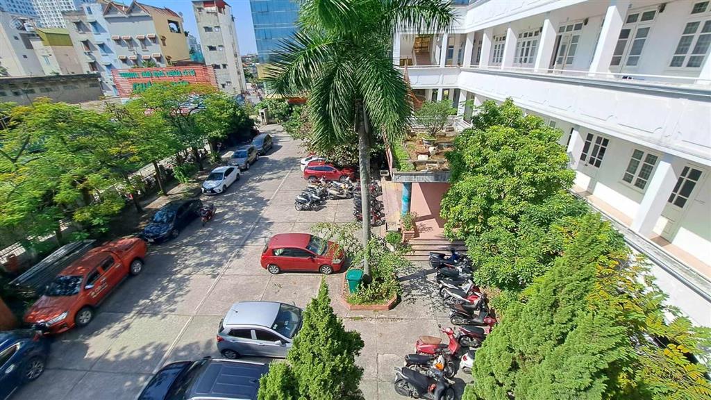 Cho thuê văn phòng 30m2 tại đường giải phóng  hoàng mai, giá chỉ 3tr9 / tháng