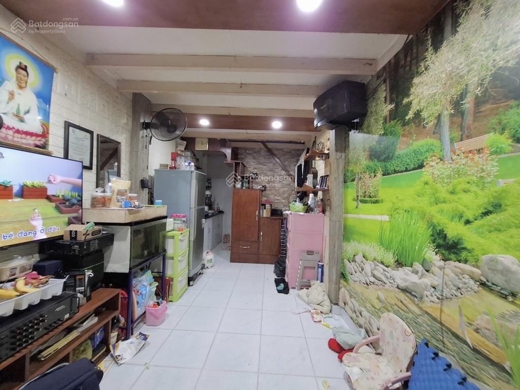 Nhà nhỏ tt, không lg qh lý thái tổ 17m2, 2 tầng nhích 2 tỷ